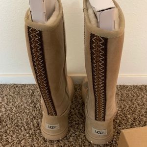 Light Colored Ugg Boots